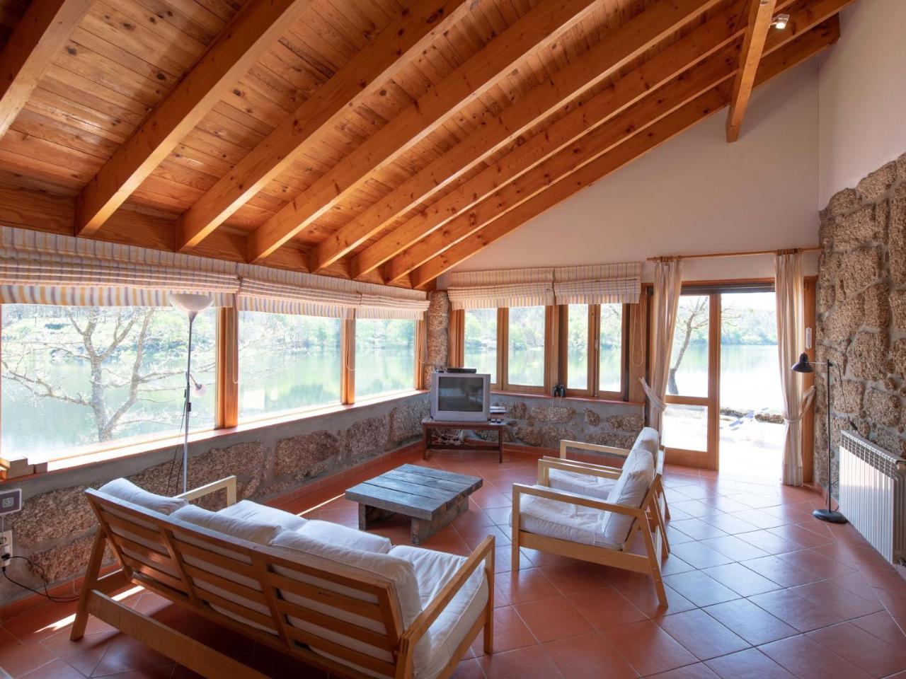 Traditional Mansion In Treixedo With Swimming Pool Экстерьер фото